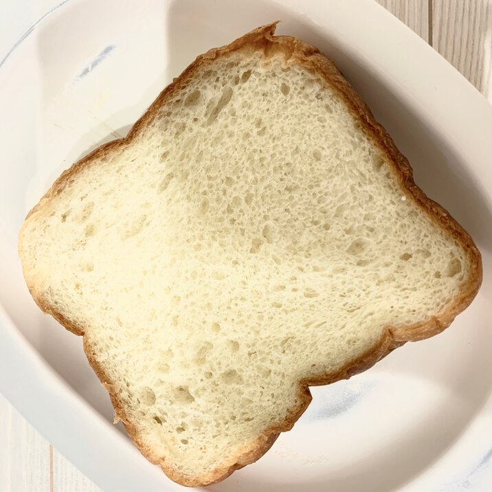 チーズ風味のふわふわ食パン　HBで！